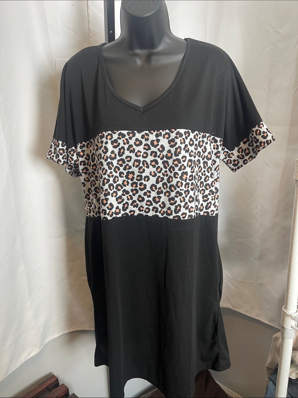 Black Leopard-Print Midi Dress - Short Sleeve